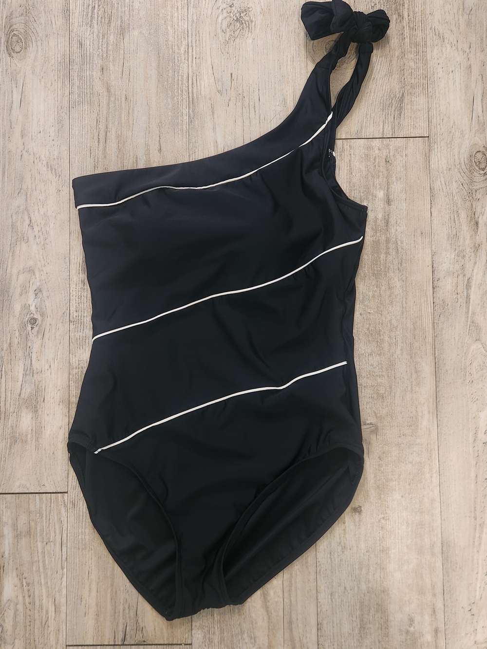 Talbots Womens Black One-Shoulder One-Piece Swimsuit White Piping Size 10